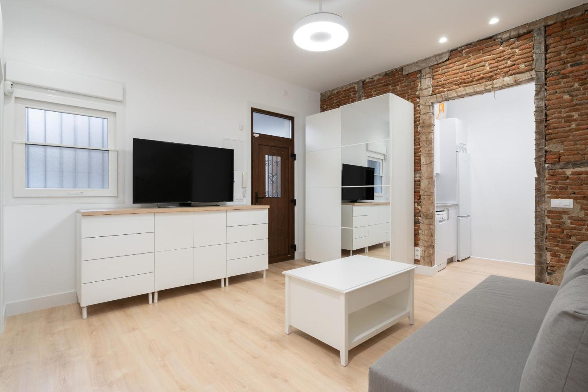 Loft Para 4 Personas En Cuatro Caminos Alquiler Temporal Madrid Exterior photo